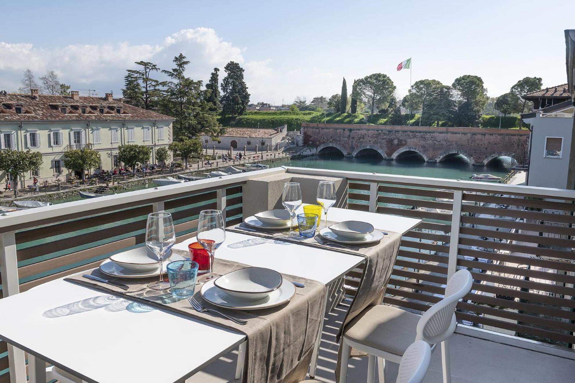 Palazzo Cordigero - * Peschiera del Garda